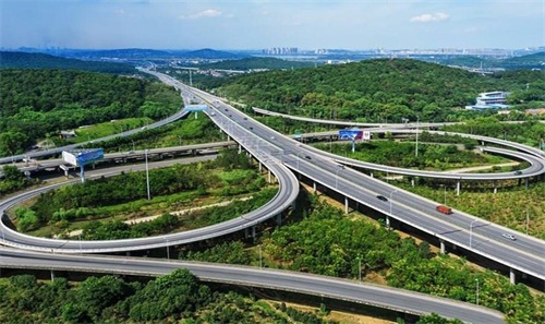 秦皇岛钢筋套筒应用于高速公路